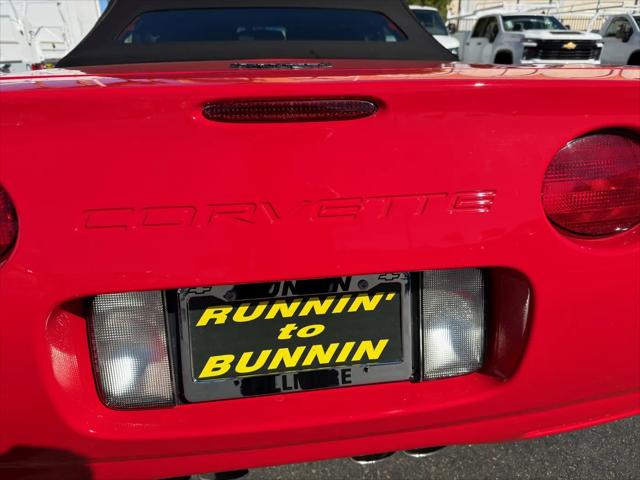 2001 Chevrolet Corvette Base