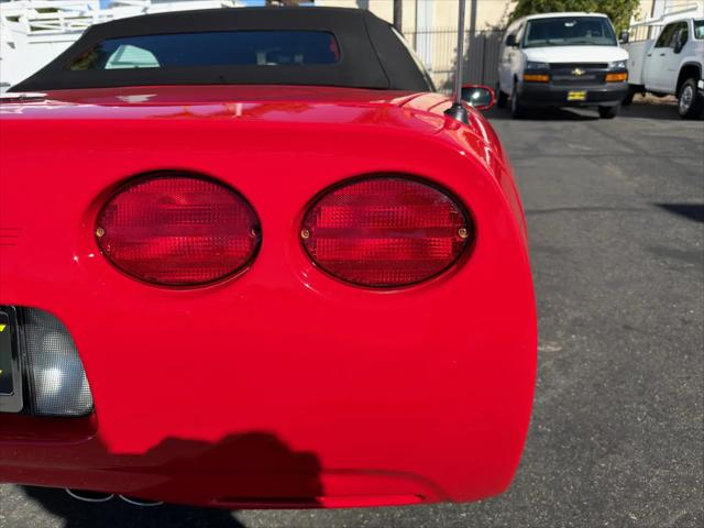 2001 Chevrolet Corvette Base