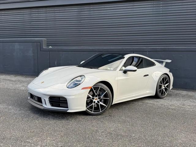 2025 Porsche 911 Carrera T