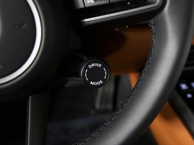 2025 Porsche 911 Carrera T