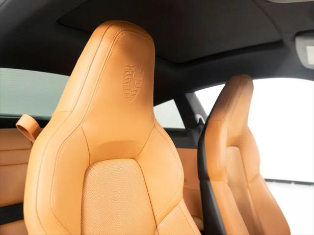 2025 Porsche 911 Carrera T