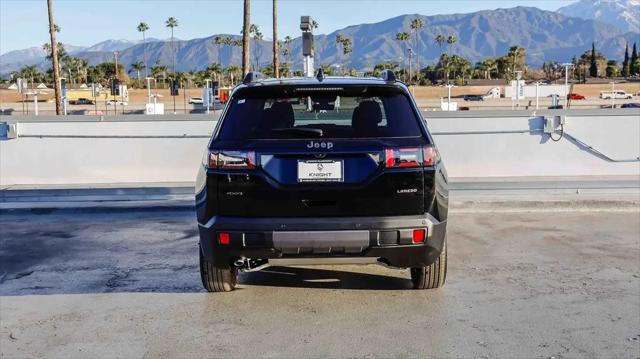 2026 Jeep Cherokee Laredo 4x4