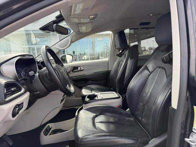 2021 Chrysler Pacifica Touring L AWD