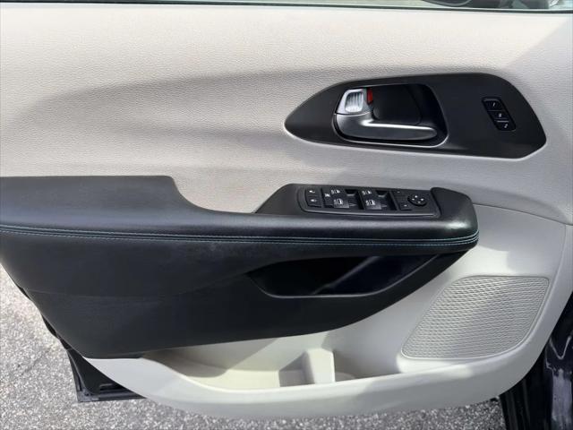 2021 Chrysler Pacifica Touring L AWD