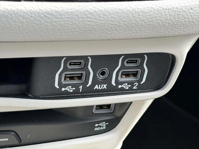 2021 Chrysler Pacifica Touring L AWD