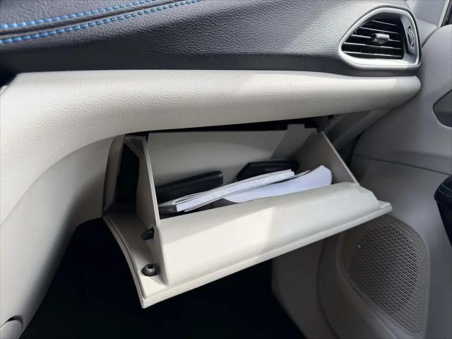 2021 Chrysler Pacifica Touring L AWD