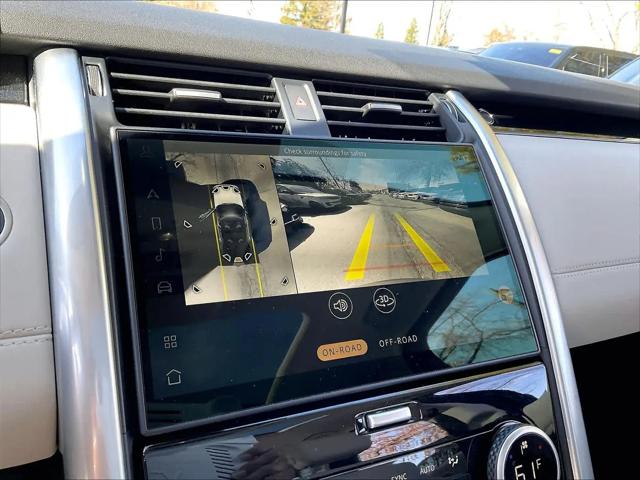 2025 Land Rover Discovery P300 S