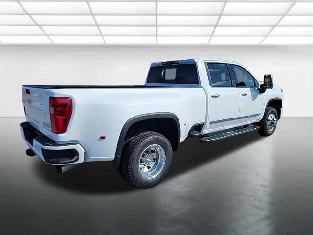 2026 Chevrolet Silverado 3500HD Crew Cab, Long Bed, High Country Dual Rear Wheel, RWD