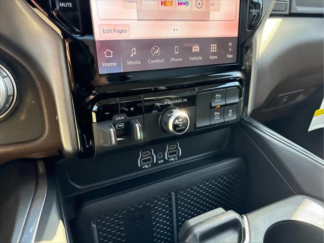 2026 Ram 1500 Laramie Crew Cab 4x4 5'7" Box