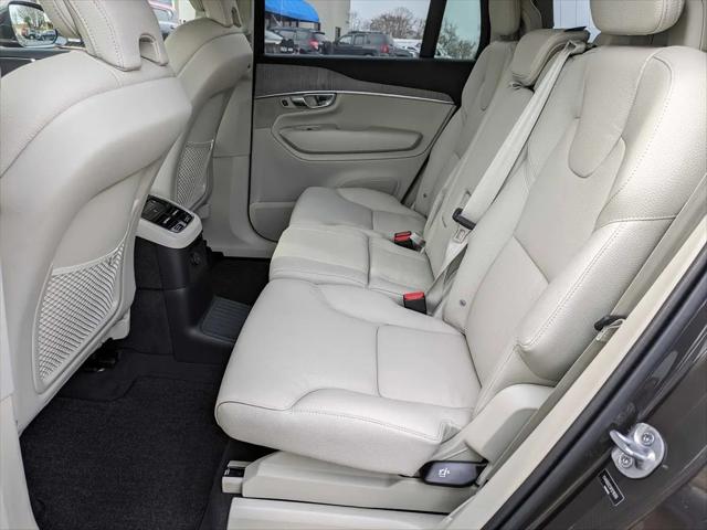 2024 Volvo XC90 Recharge T8 Plus Bright Theme 7-Seater