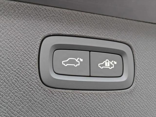 2024 Volvo XC90 Recharge T8 Plus Bright Theme 7-Seater