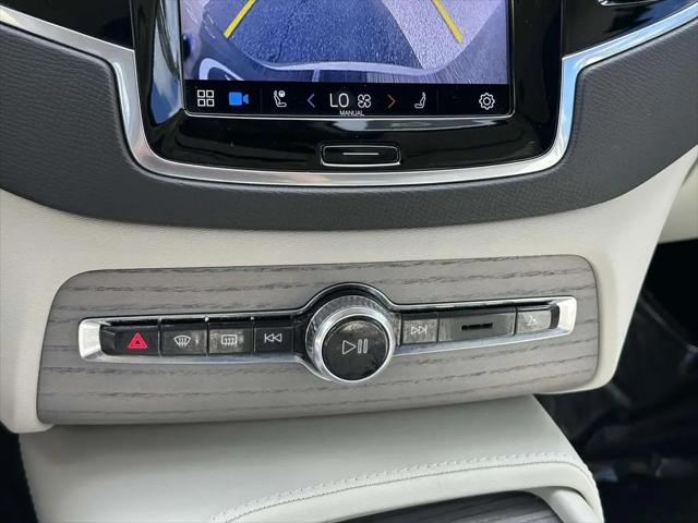 2024 Volvo XC90 Recharge T8 Plus Bright Theme 7-Seater