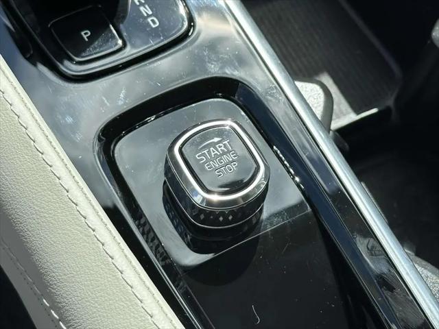 2024 Volvo XC90 Recharge T8 Plus Bright Theme 7-Seater