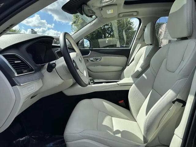 2024 Volvo XC90 Recharge T8 Plus Bright Theme 7-Seater
