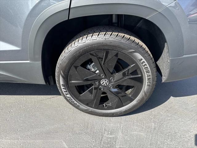 2026 Volkswagen Taos SE