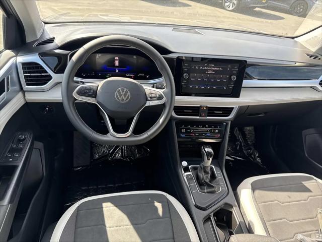 2026 Volkswagen Taos SE