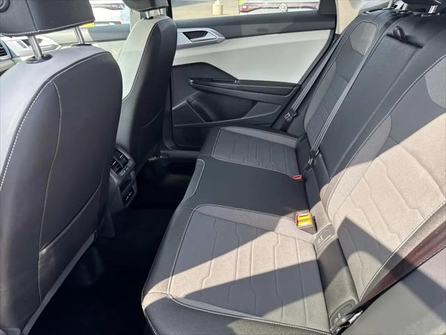 2026 Volkswagen Taos SE