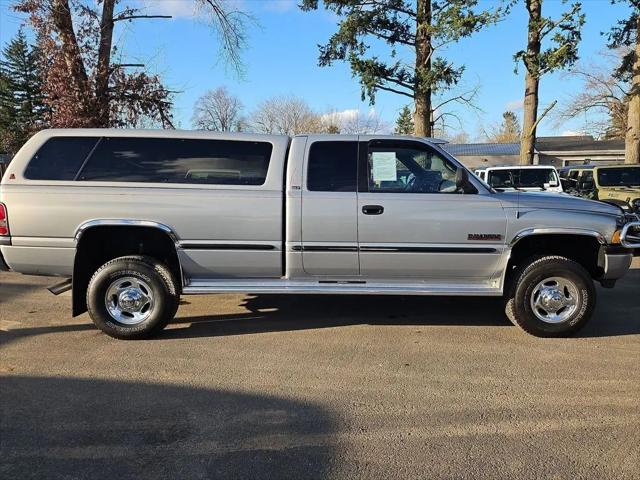 2000 Dodge Ram 2500 Base