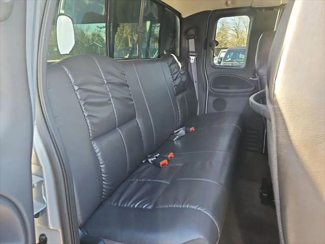 2000 Dodge Ram 2500 Base