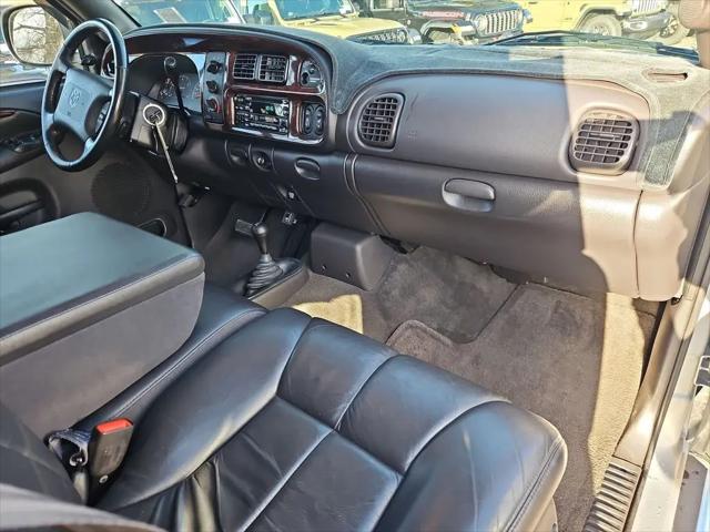 2000 Dodge Ram 2500 Base