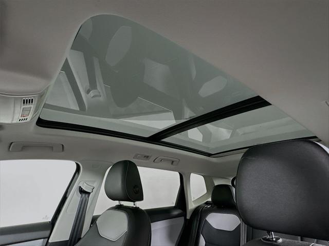 2024 Volkswagen Taos 1.5T SEL