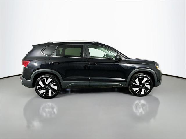 2024 Volkswagen Taos 1.5T SEL