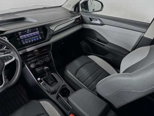 2024 Volkswagen Taos 1.5T SEL