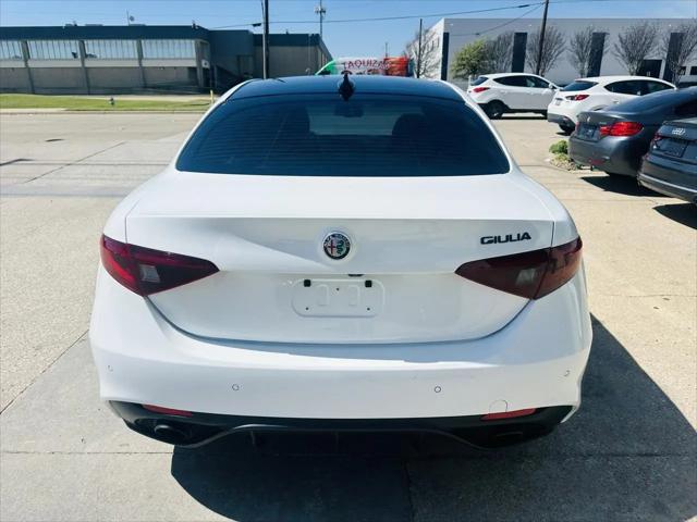 2020 Alfa Romeo Giulia Sport RWD
