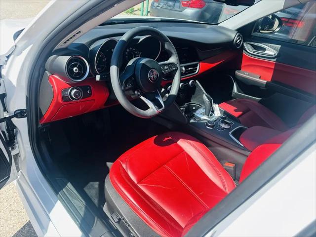 2020 Alfa Romeo Giulia Sport RWD