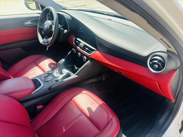 2020 Alfa Romeo Giulia Sport RWD