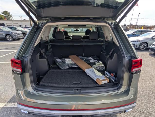 2026 Volkswagen Atlas Peak Edition