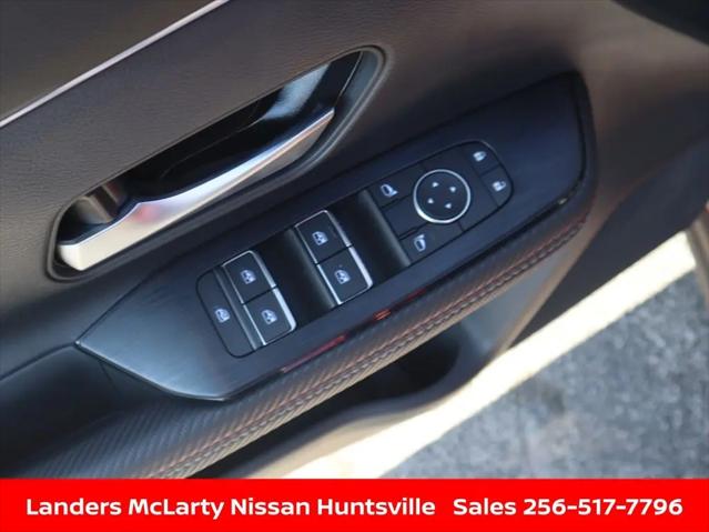 2025 Nissan Kicks SR Intelligent AWD