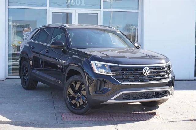 2026 Volkswagen Atlas Cross Sport SE with Technology