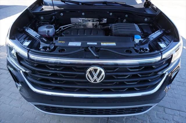 2026 Volkswagen Atlas Cross Sport SE with Technology