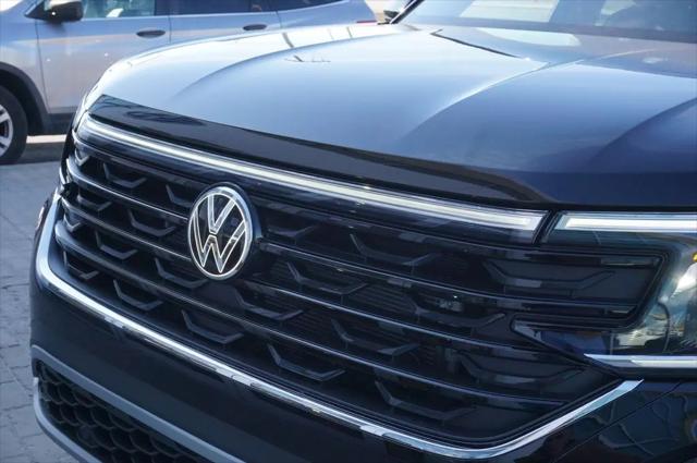 2026 Volkswagen Atlas Cross Sport SE with Technology