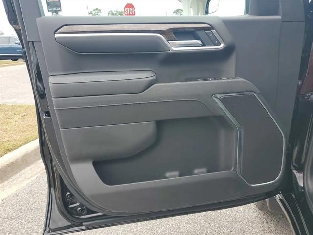 2026 GMC Sierra 1500 Double Cab, Standard Bed, SLE, 4WD