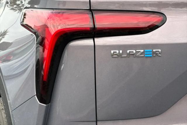 2026 Chevrolet V Blazer LT FWD