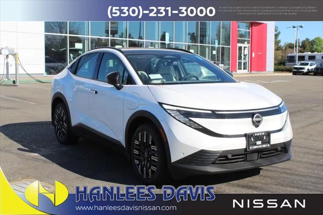 2026 Nissan LEAF PLATINUM+
