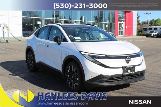2026 Nissan LEAF PLATINUM+