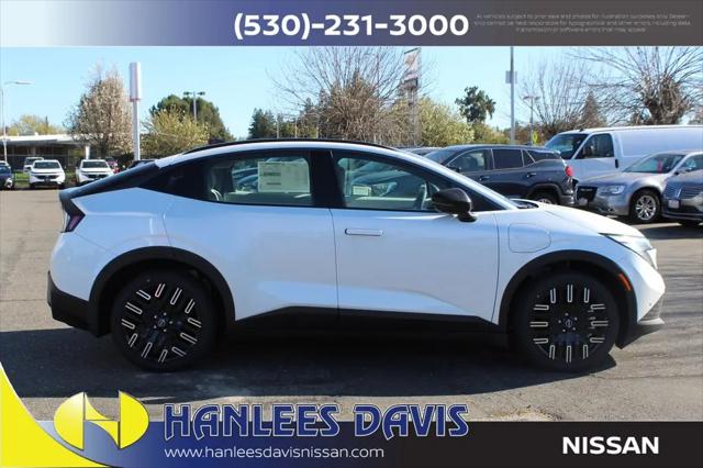 2026 Nissan LEAF PLATINUM+