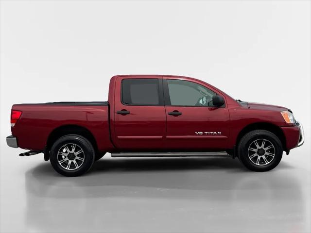 2013 Nissan Titan SV