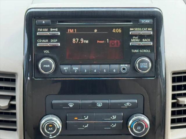 2013 Nissan Titan SV