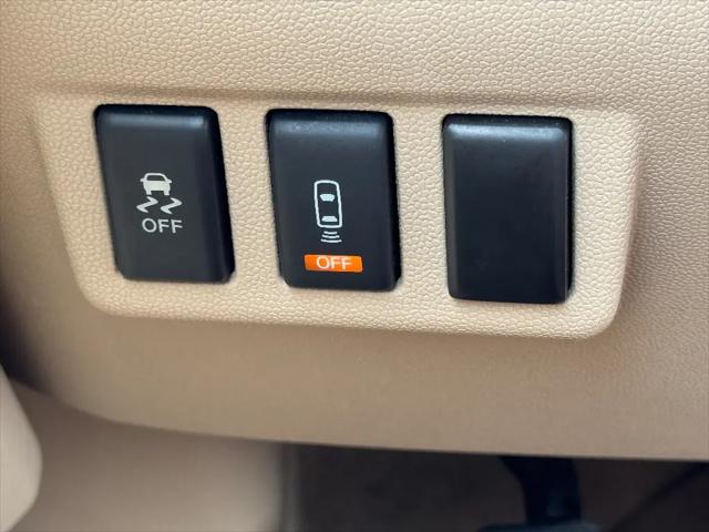 2013 Nissan Titan SV