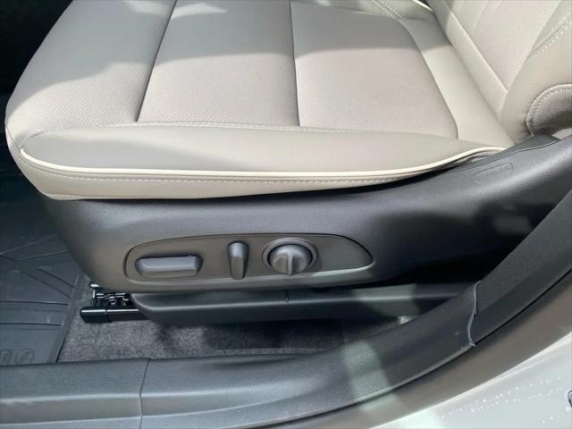2026 Buick NV Avenir FWD