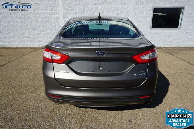 2014 Ford Fusion Hybrid SE