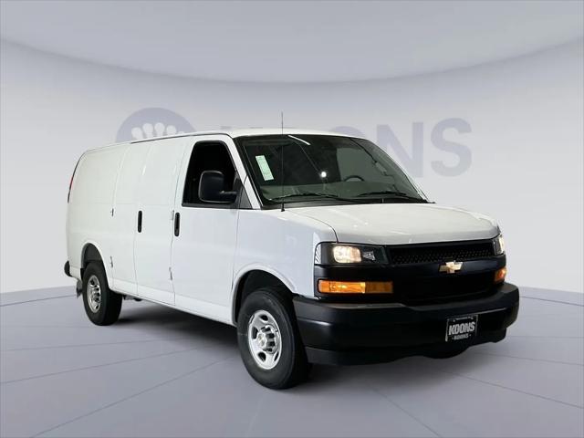 2026 Chevrolet Express Cargo Van 2500 Regular Wheelbase, WT, RWD