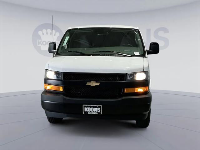 2026 Chevrolet Express Cargo Van 2500 Regular Wheelbase, WT, RWD