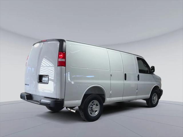 2026 Chevrolet Express Cargo Van 2500 Regular Wheelbase, WT, RWD