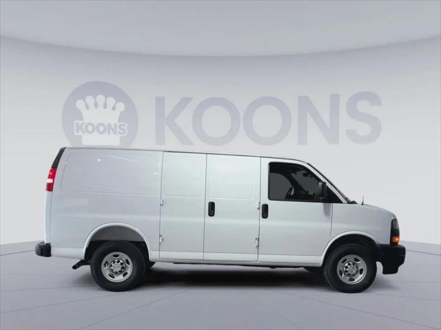 2026 Chevrolet Express Cargo Van 2500 Regular Wheelbase, WT, RWD
