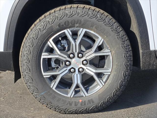 2026 GMC Acadia AT4 AWD